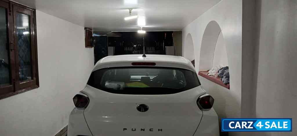 Tata Punch Pure rhythm