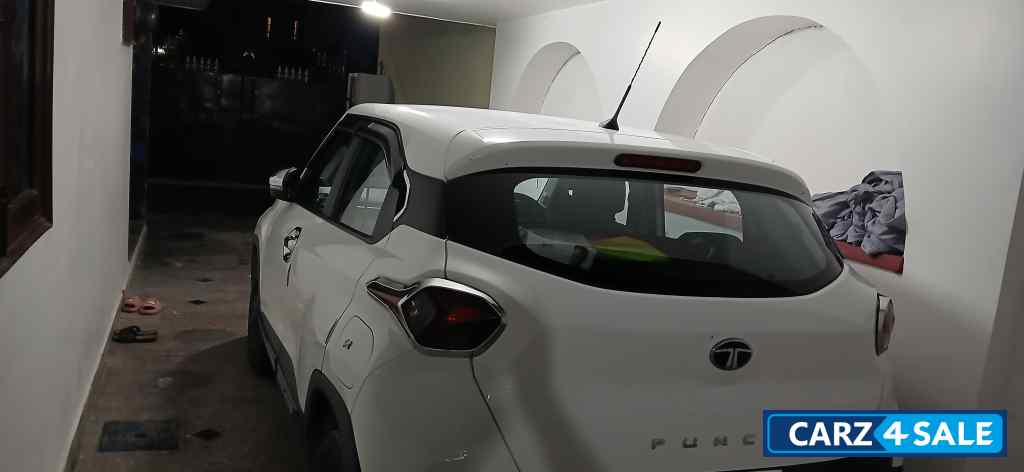 Tata Punch Pure rhythm