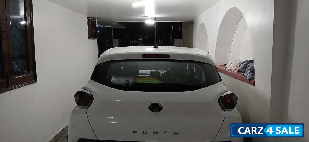 Tata Punch Pure rhythm