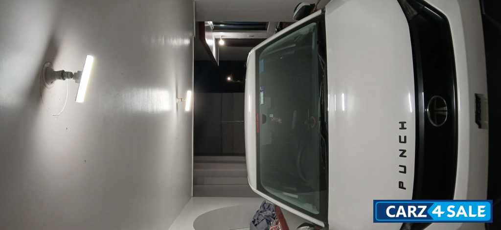 Tata Punch Pure rhythm