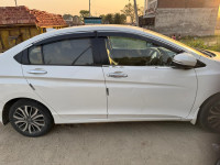 Pearl White Honda City 1.5VX ivtec