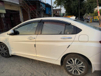 Pearl White Honda City 1.5VX ivtec