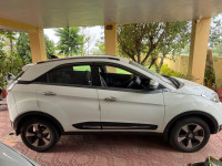 White Tata Nexon XZ+