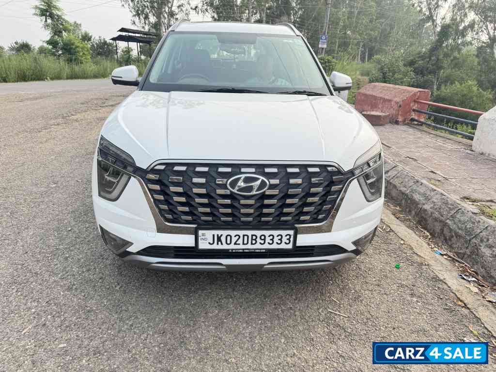 Polar White Hyundai Alcazar Platinum