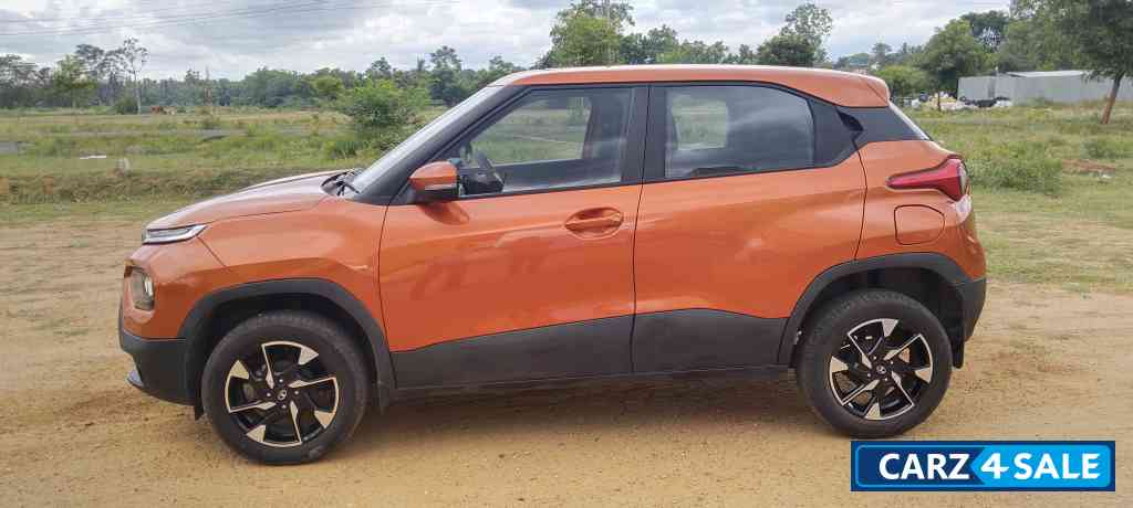 Orange Tata Punch Accomplished Dazzle Petrol MT