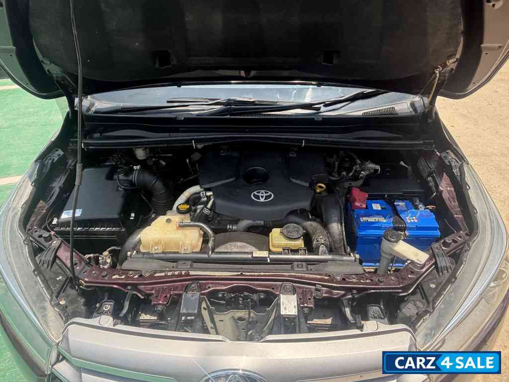 Garnet Red Toyota Innova Innova crysta 2.4 Z