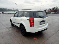 Mahindra XUV 500 W8
