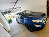 Lightning Blue Ford Ecosport Titanium plus 1.5L