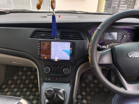 Silver Mahindra Marazzo M2 7 seater