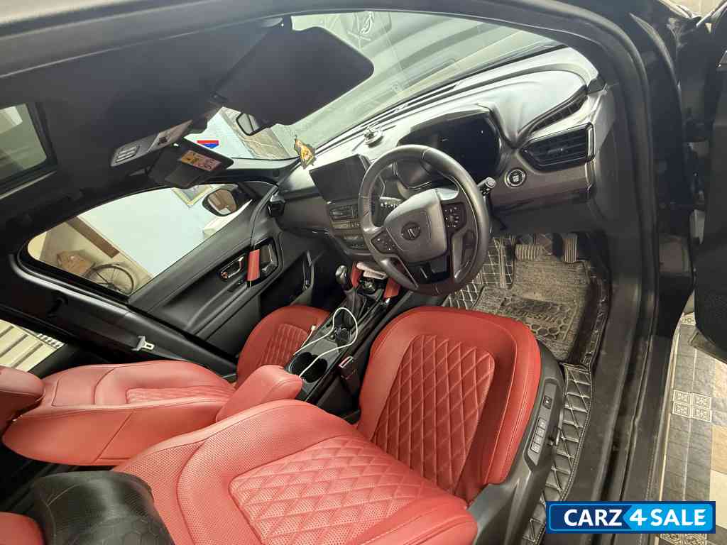 Black Tata Harrier Xza plus red dark Black Tata Harrier Xza plus red dark