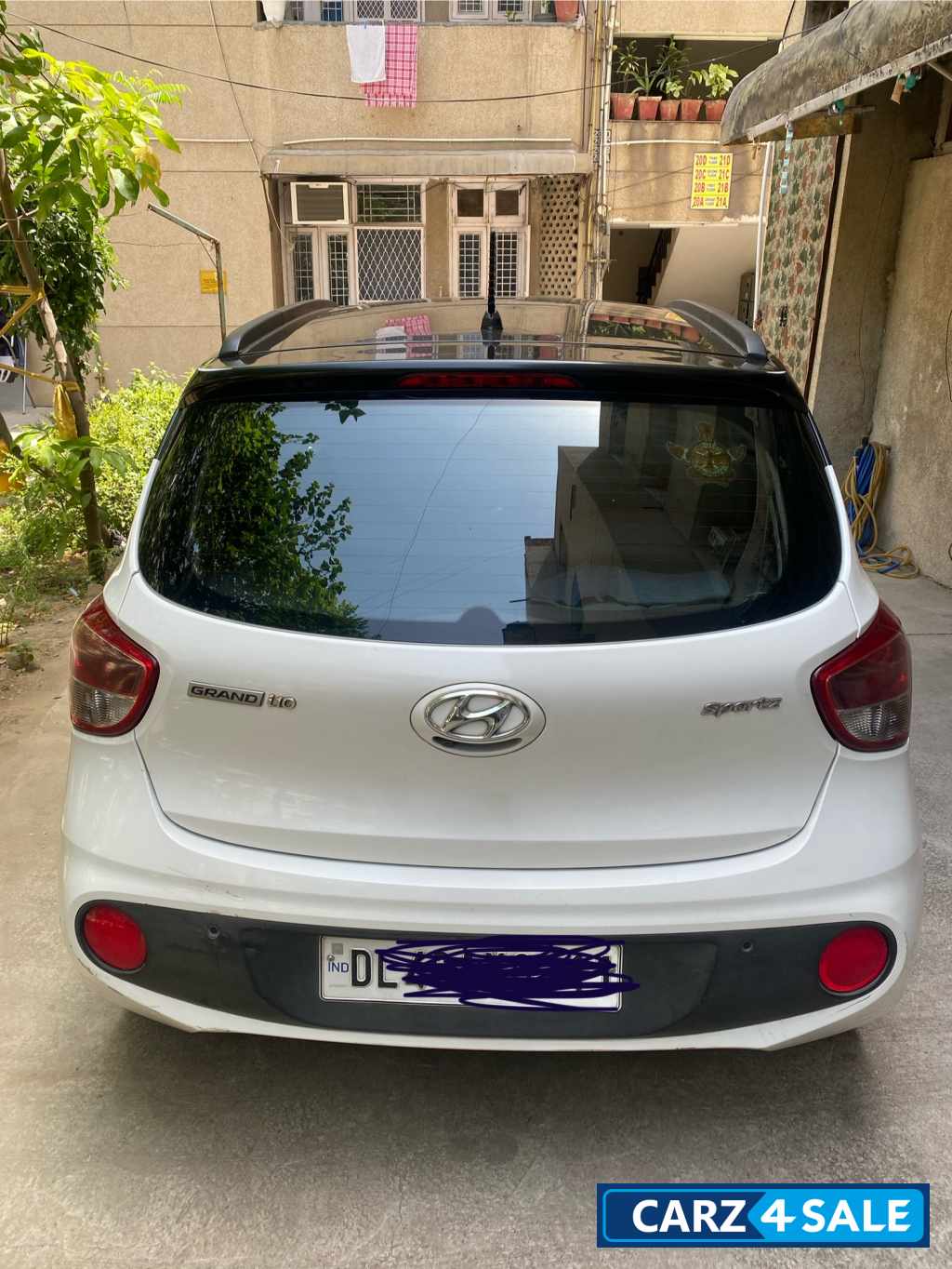 Dual Tone Hyundai i10 Grand i10