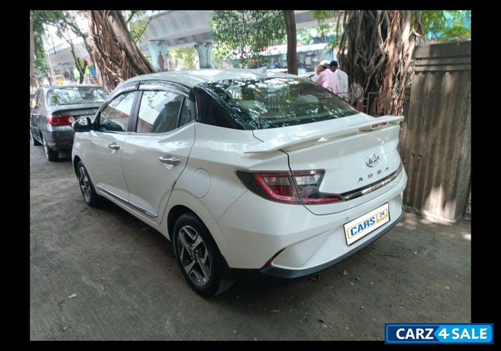 Hyundai Aura CNG SX Hyundai Aura CNG SX