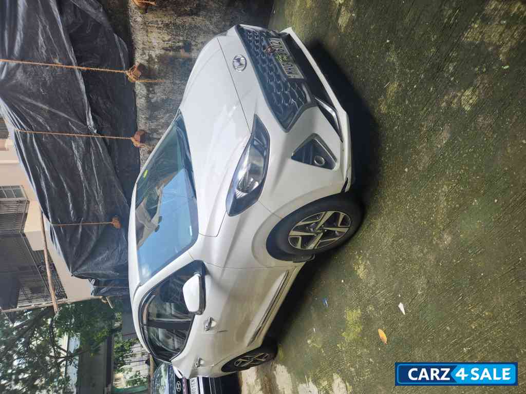 Hyundai Aura CNG SX Hyundai Aura CNG SX