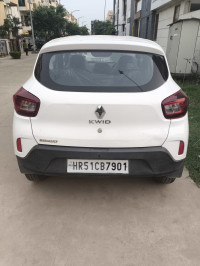 White Renault Kwid Rxl