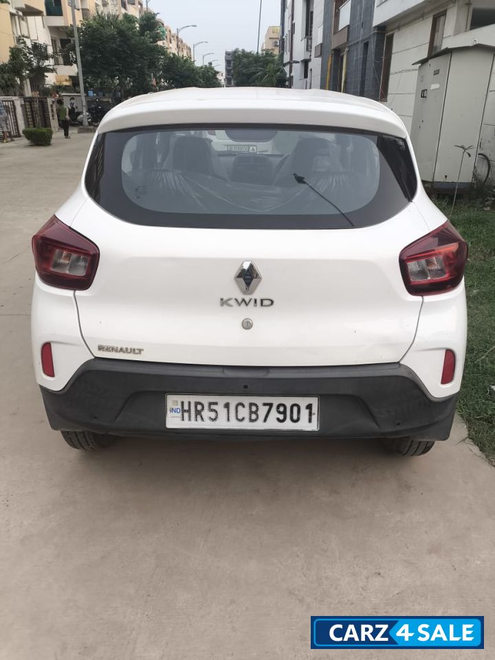 White Renault Kwid Rxl