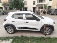 White Renault Kwid Rxl
