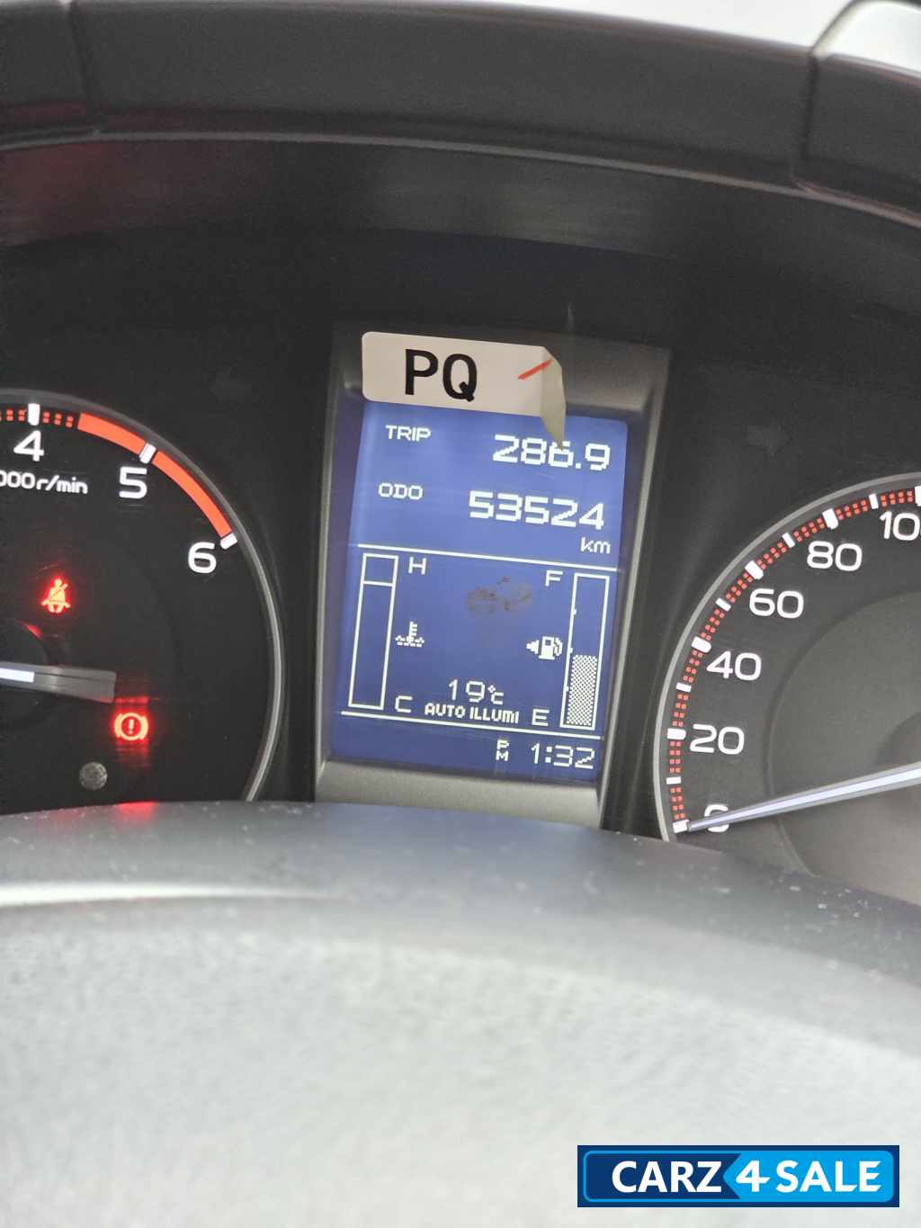 Silver Isuzu D-Max V-Cross 4x4