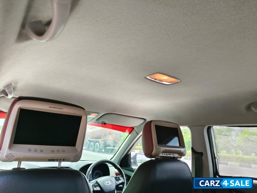 White And Black Dual Tone Hyundai Creta Anniversary Addition