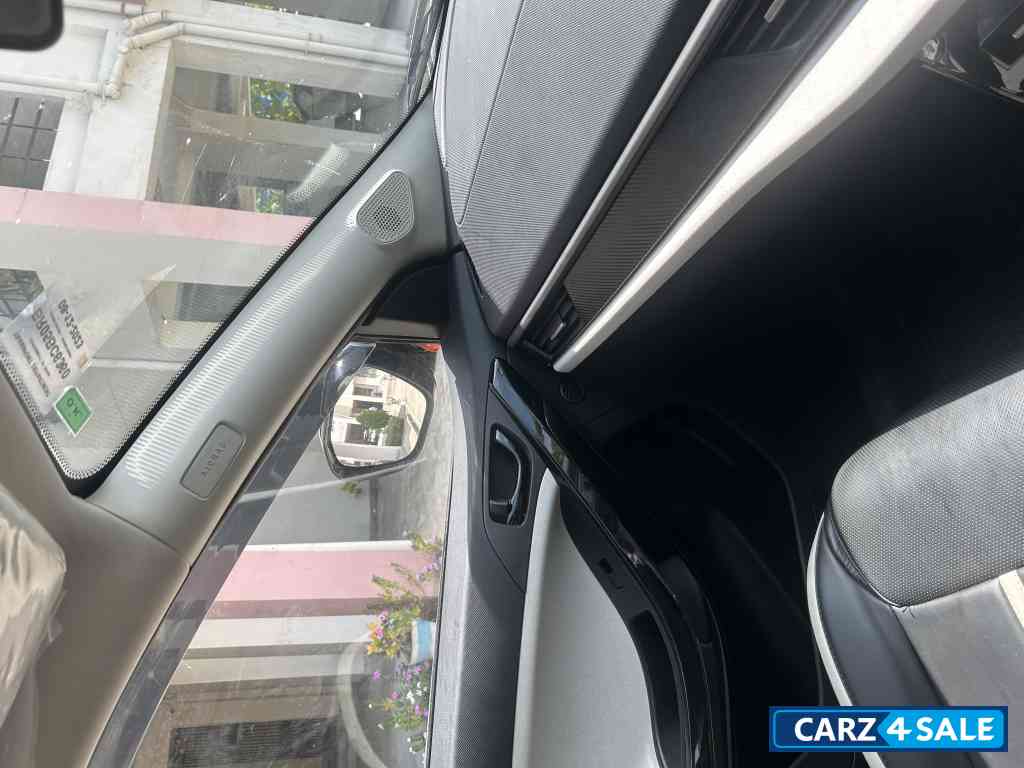 Tata Nexon Pure Facelift