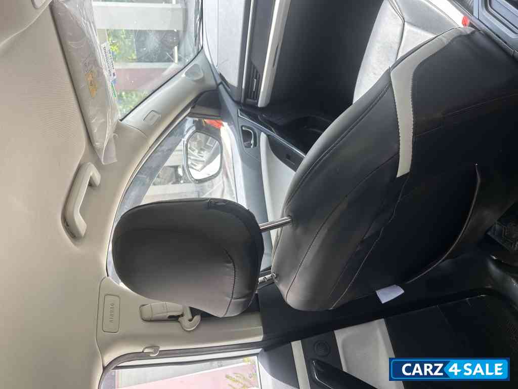 Tata Nexon Pure Facelift