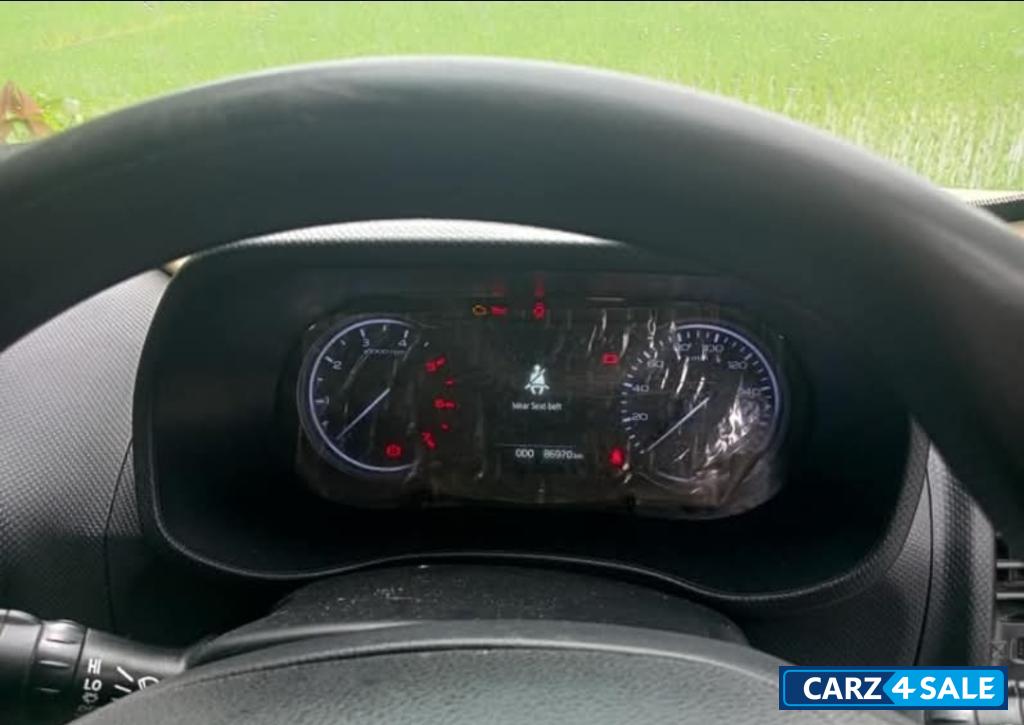 Mahindra Bolero Bulero Neo N4