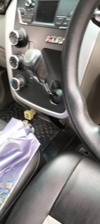 Mahindra KUV100 K8 diesel 6 str