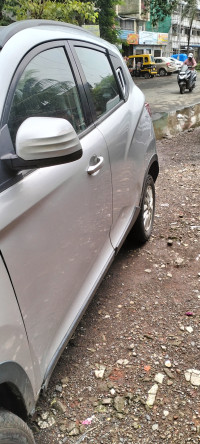 Mahindra KUV100 K8 diesel 6 str