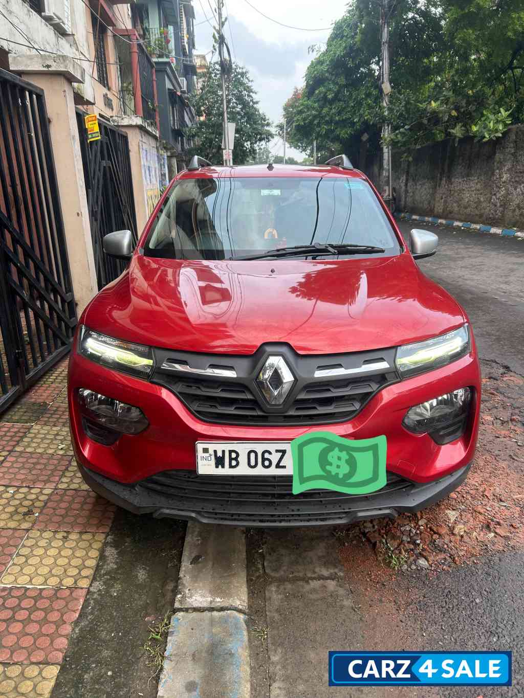 Renault Kwid 1.0 RXT AMT