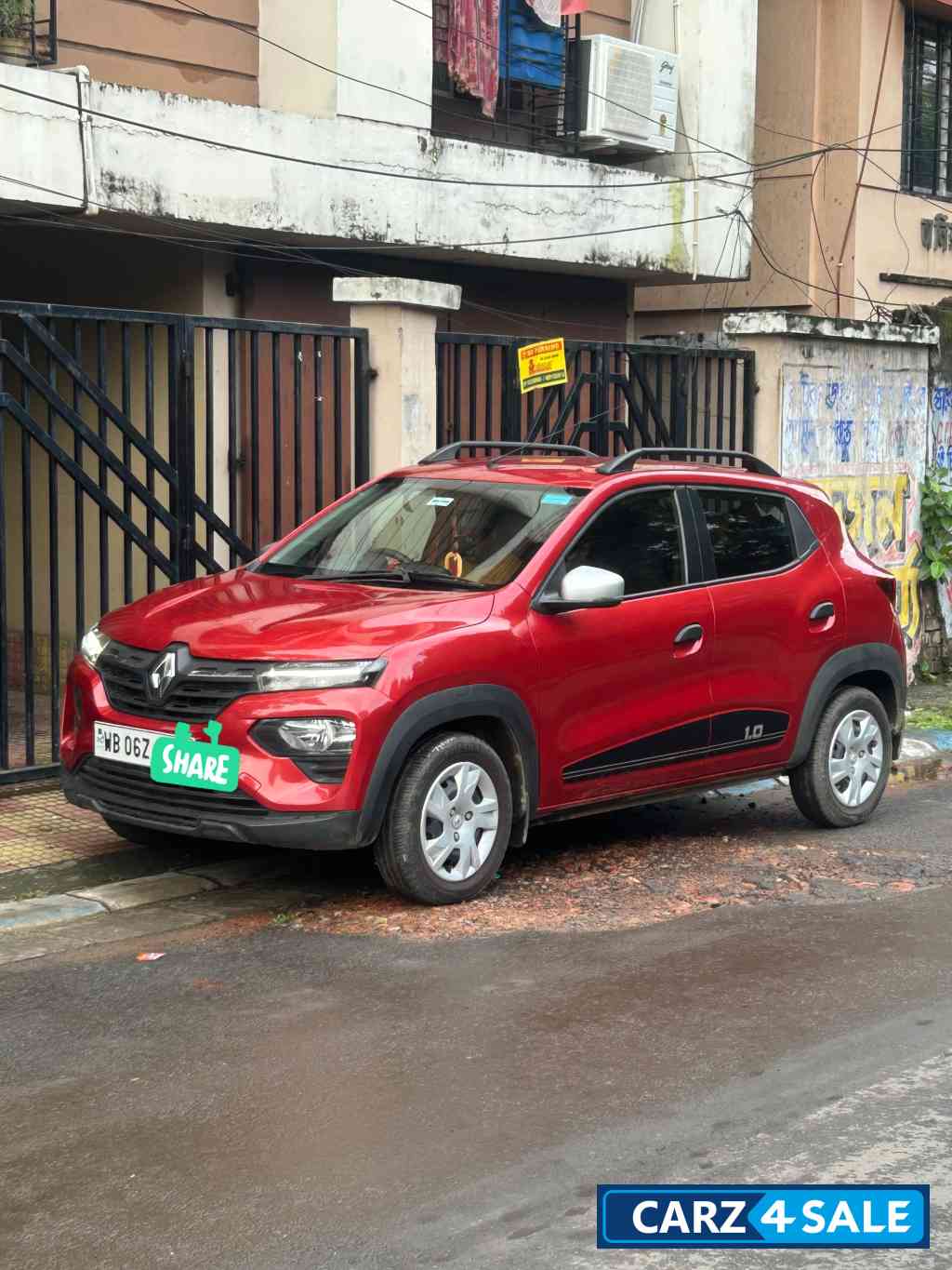 Renault Kwid 1.0 RXT AMT