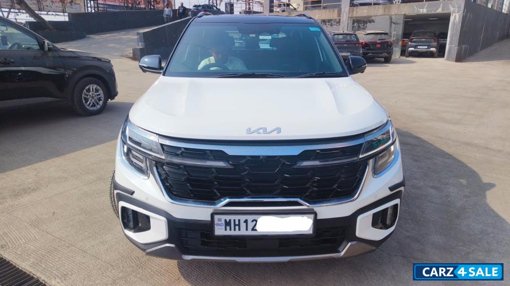 White+black Dual Tone Kia Seltos GTX Plus DCT Automatic - Dual Tone