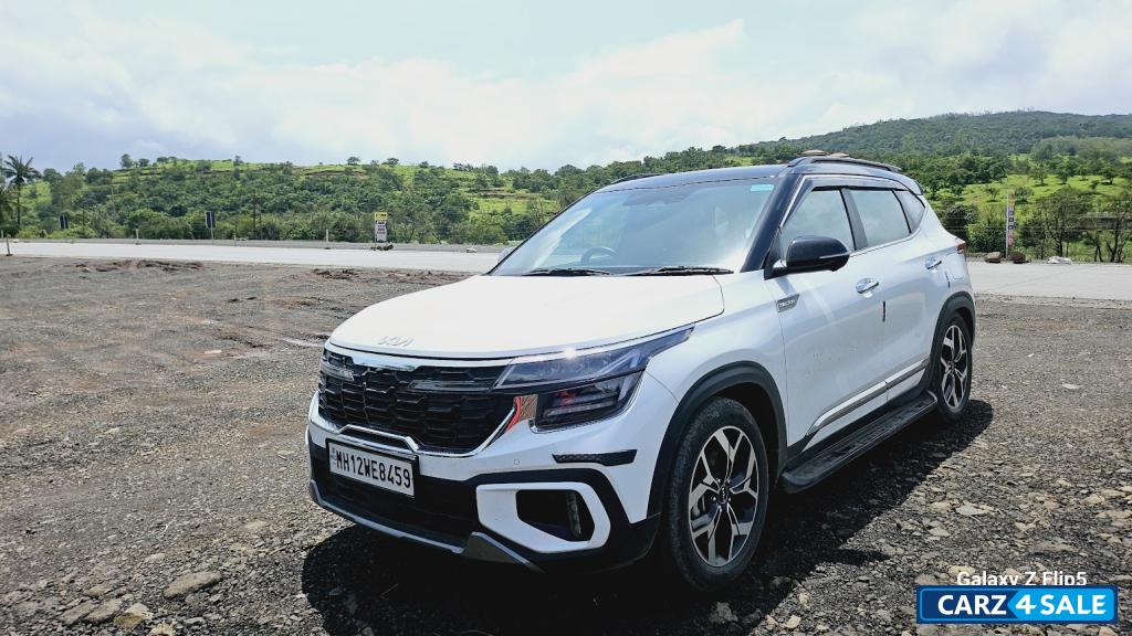 White+black Dual Tone Kia Seltos GTX Plus DCT Automatic - Dual Tone