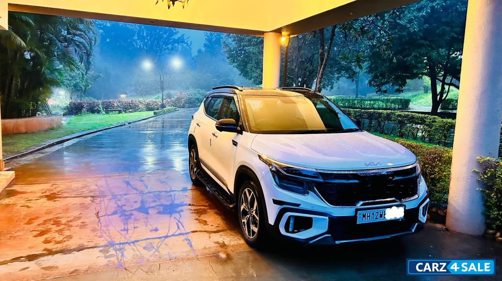 White+black Dual Tone Kia Seltos GTX Plus DCT Automatic - Dual Tone