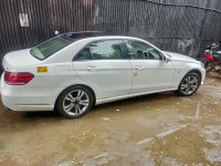 White Mercedes-Benz E-Class E-250