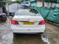 White Mercedes-Benz E-Class E-250