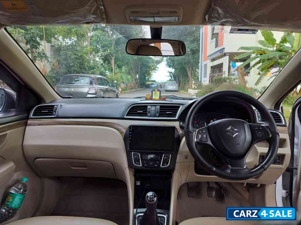 White Maruti Suzuki Ciaz SMART HYBRID DELTA