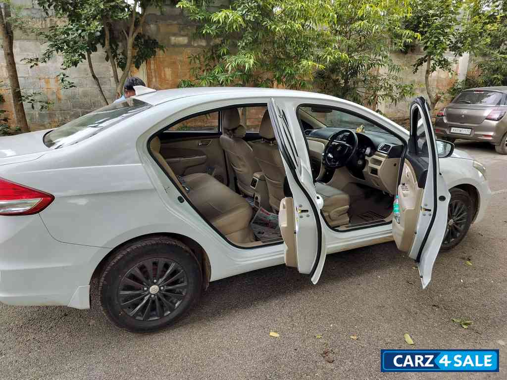 White Maruti Suzuki Ciaz SMART HYBRID DELTA