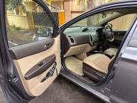 Metallic Grey Hyundai i20 Magna