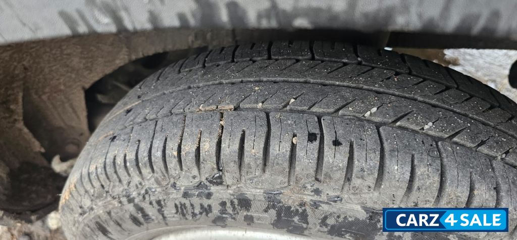 Renault Kwid RXT Petrol AMT Renault Kwid RXT Petrol AMT