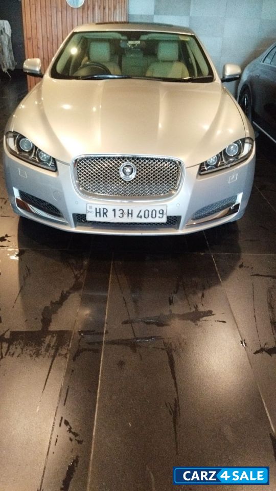Jaguar XF 2.2L Luxury