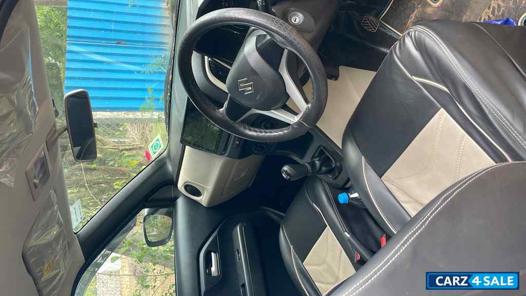Blue Maruti Suzuki Wagon R VXi