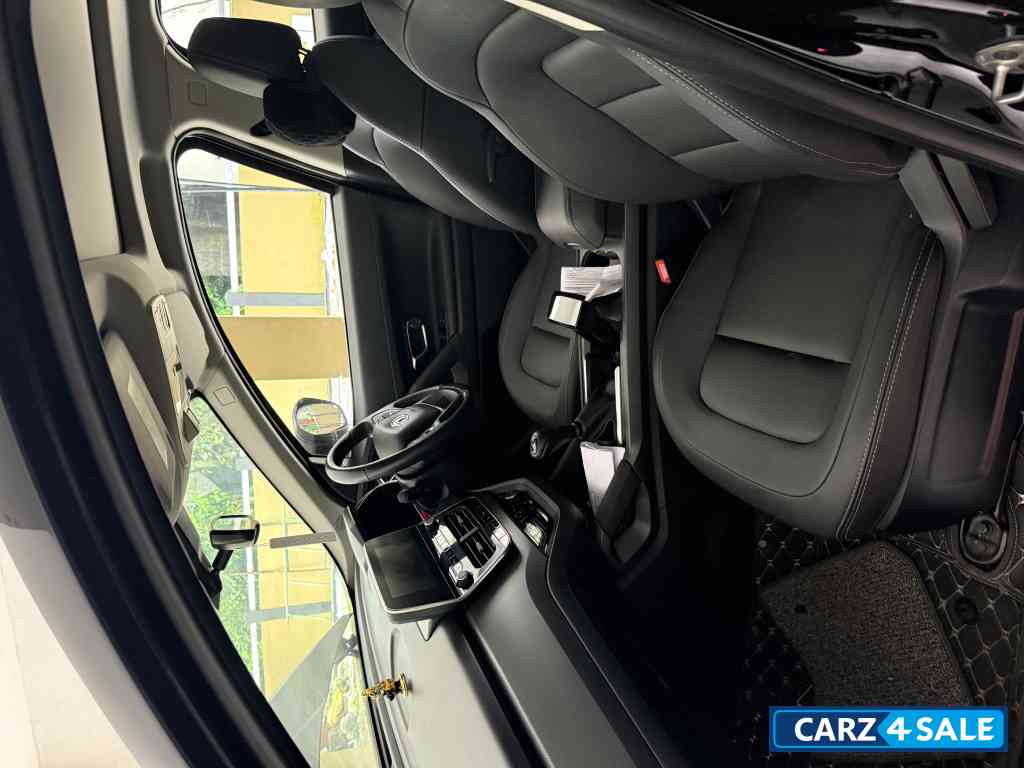 Black Tata Harrier XZ+ Dark Edition