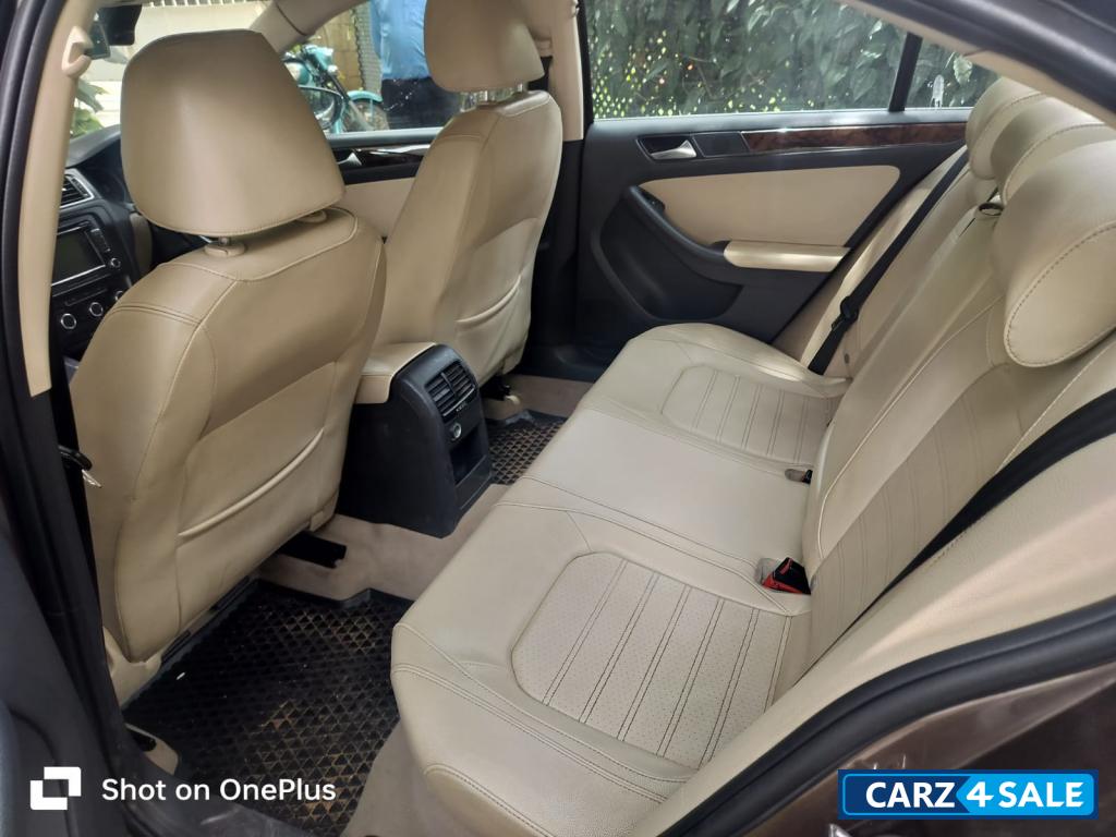 Volkswagen Jetta JETTA 2.0 HIGHLINE TDI BSIV Volkswagen Jetta JETTA 2.0 HIGHLINE TDI BSIV