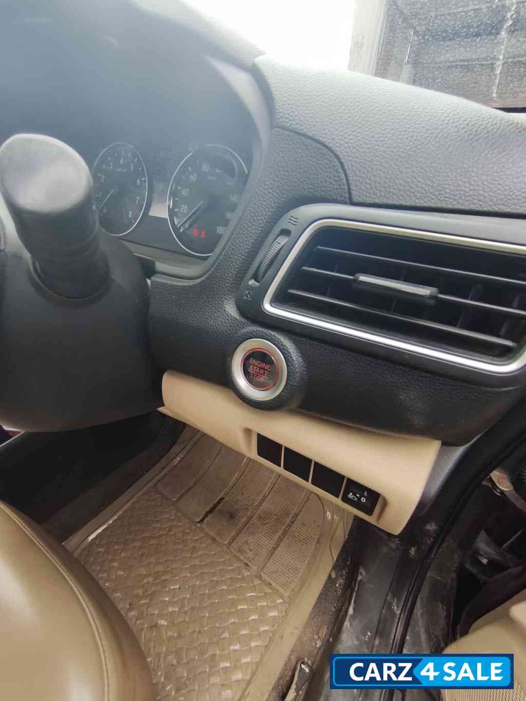 Honda Amaze V CVT 1.2 Ltrs