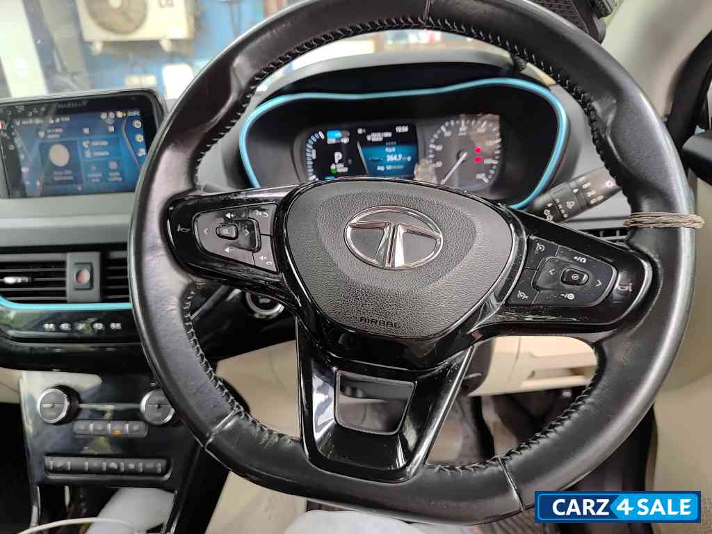 Tata Nexon Nexon ev xzplus