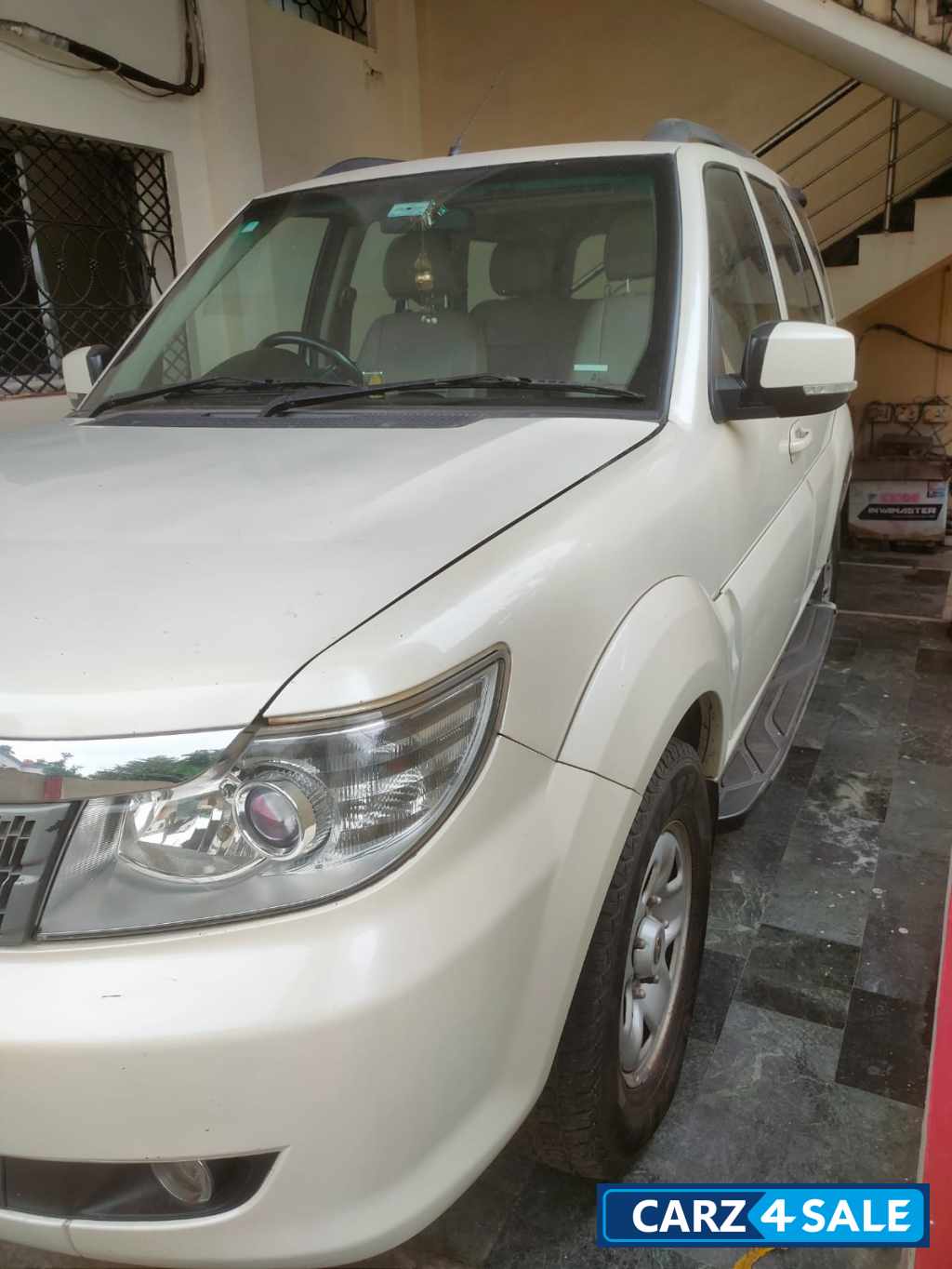 Tata Safari ex strome