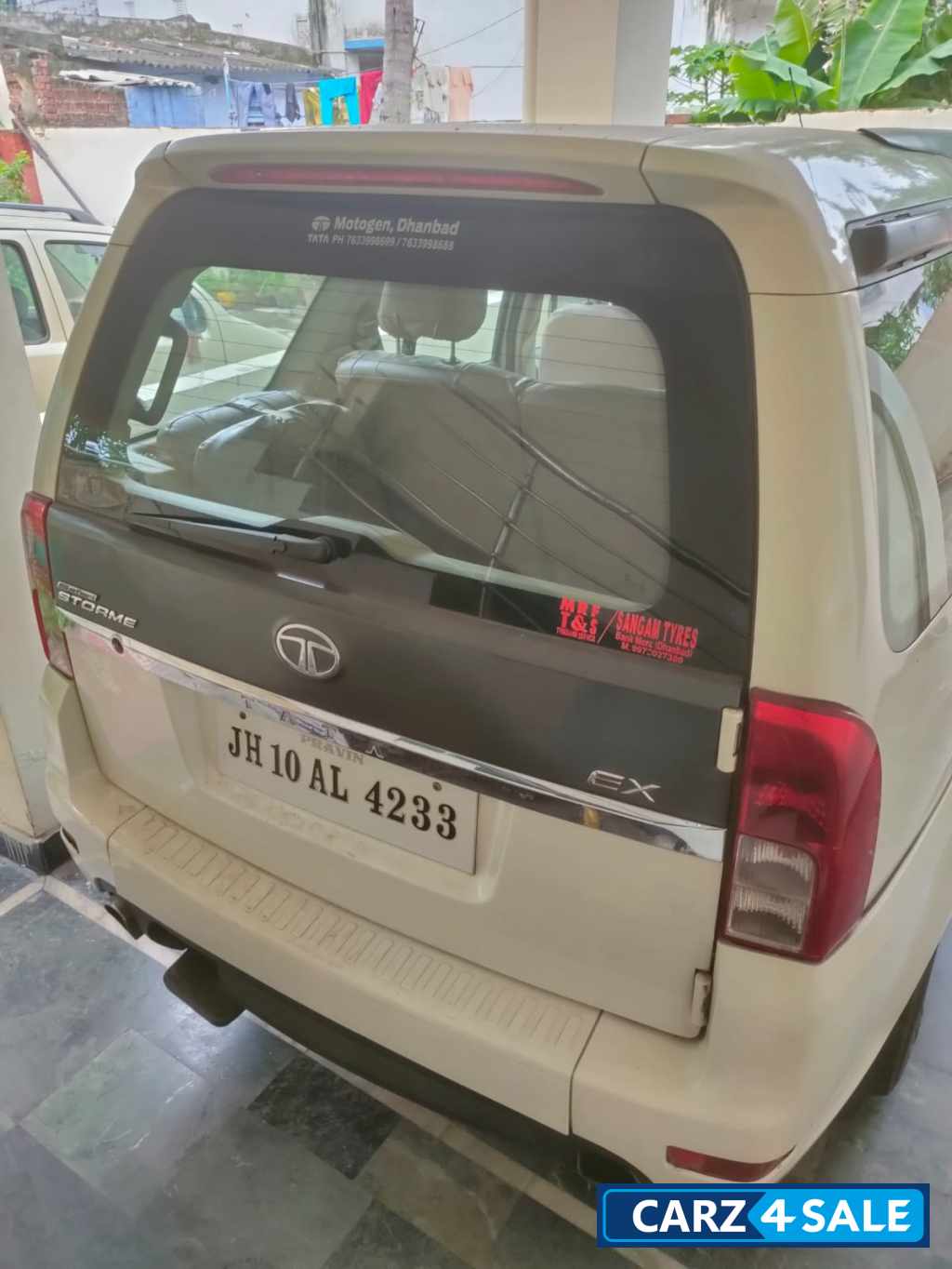 Tata Safari ex strome