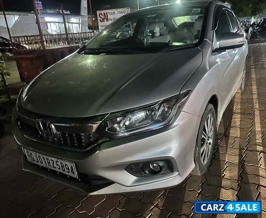 Alabaster Silver Honda City V IVTEC MT