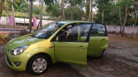 Green Ford  Figo