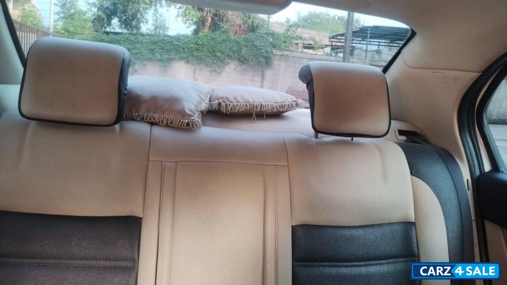 Ford Fiesta Classic titunium