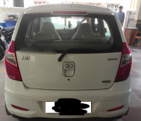 Hyundai i10 Sportz automatic